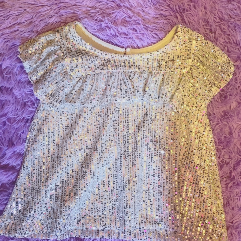 Justice Silver sequin top Size 7.